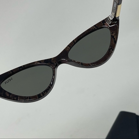 Rare Veux Sunglasses Picadilly Sunglasses - snake print Brand new, never worn - Picture 7 of 13